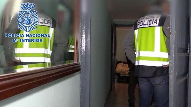 Desarticulan una red de tráfico de personas en Barcelona / POLICÍA NACIONAL