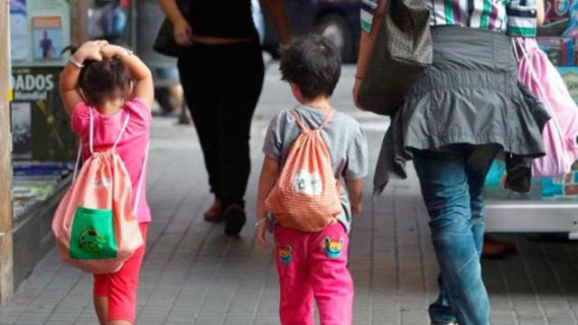 Juzgada por calumniar a la maestra en WhatsApp