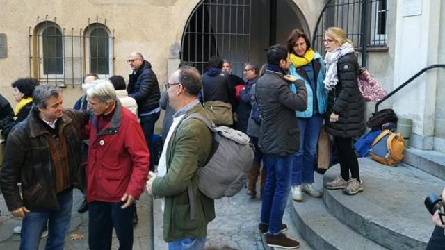 Elsa Artadi, con bufanda blanca, tras acabar el ayuno independentista de 48 horas / CG