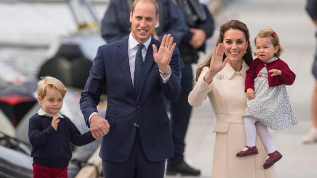 El príncipe William y Kate Middleton esperan su tercer hijo