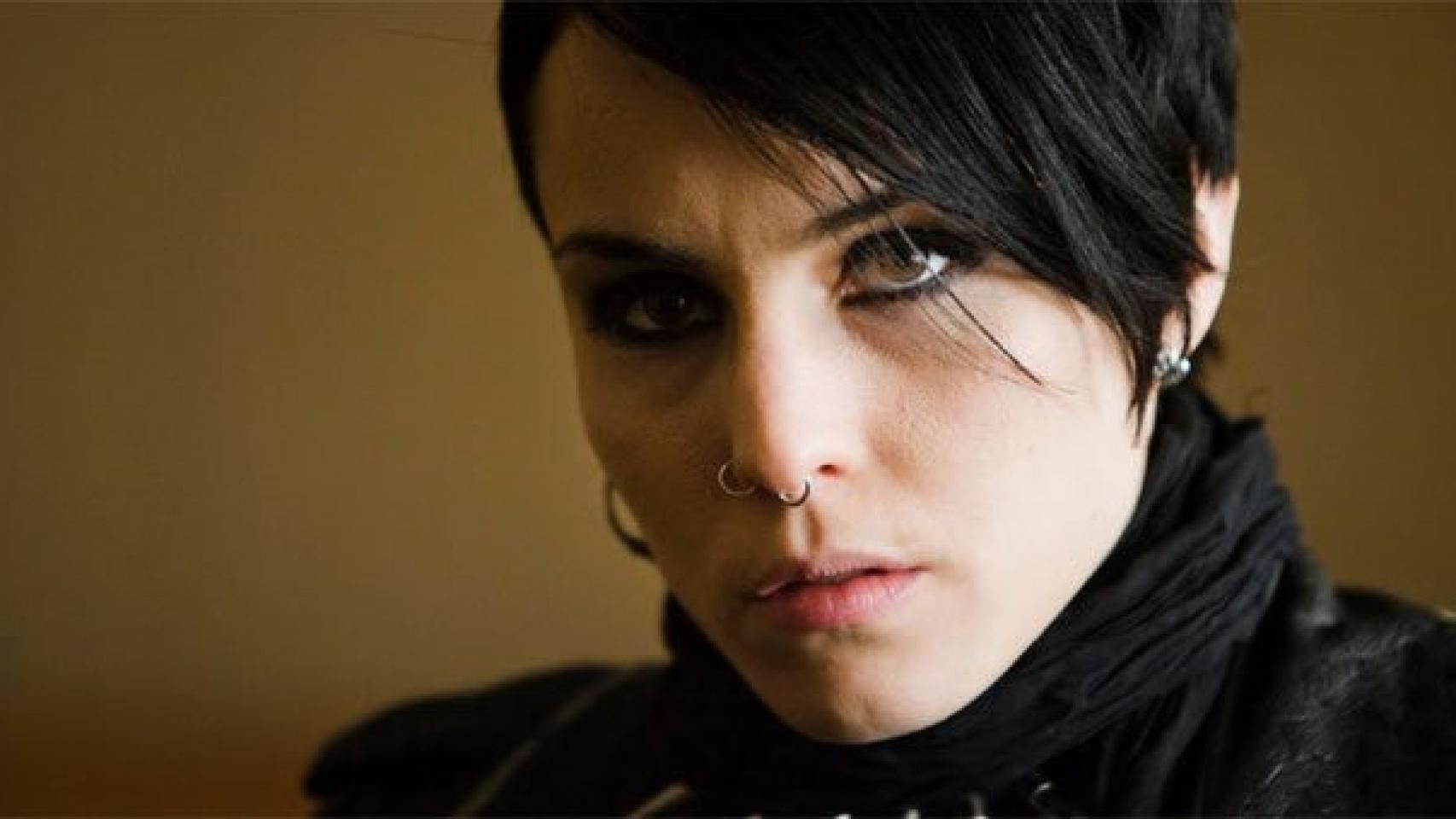 Noomi Rapace, en el papel de Lisbeth Salander