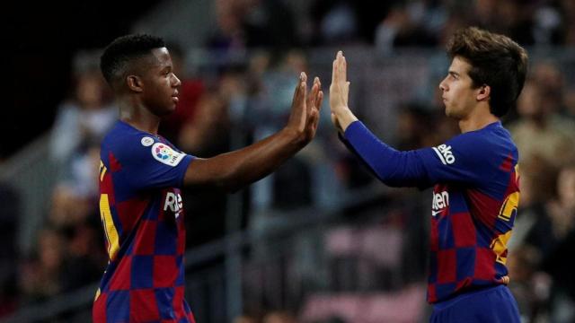 Ansu Fati y Riqui Puig en una imagen de archivo con el Barça / FC Barcelona