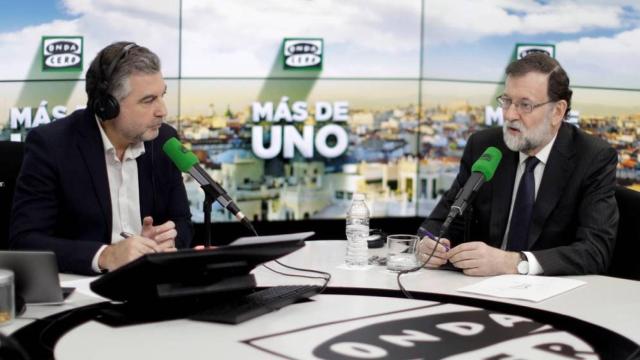 Carlos Alsina en una de sus entrevistas a Mariano Rajoy