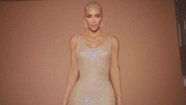 Kim Kardashian, con el vestido de Marilyn Monroe /INSTAGRAM