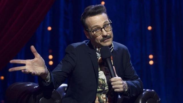 La policía identifica a Joaquín Reyes disfrazado de Puigdemont tras la alerta de un vecino