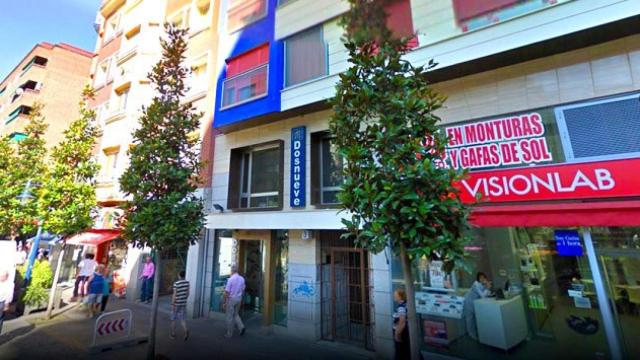 Oficina de la inmobiliaria toledana Dosnueve / CG