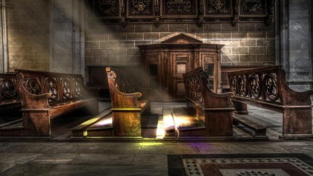 Silla de una iglesia / PIXABAY