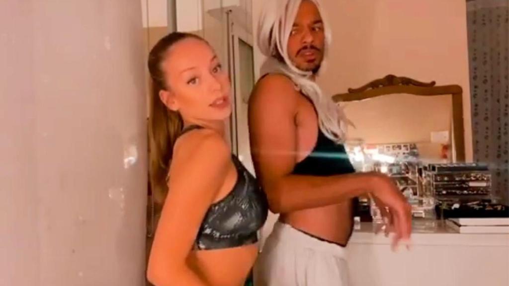 Sergio Momo y Ester Expósito parodian su exitoso baile