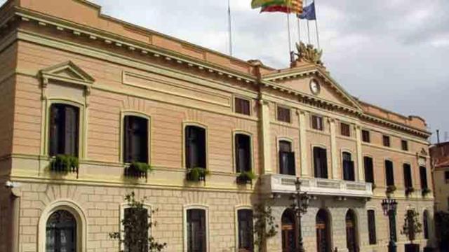 Fachada del Ayuntamiento de Sabadell. El calvario de la mujer que denunció la corrupción de la CUP