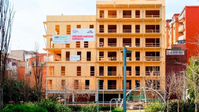 Imagen de la promoción de vivienda pública impulsada por Sostre Cívic / AJBCN