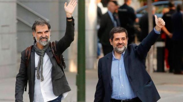 'Los Jordis' a su llegada a la Audiencia Nacional el pasado 16 de octubre para declarar por un delito de sedición / EFE