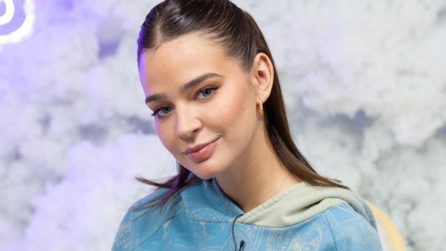 Laura Escanes en su podcast / PODIMO