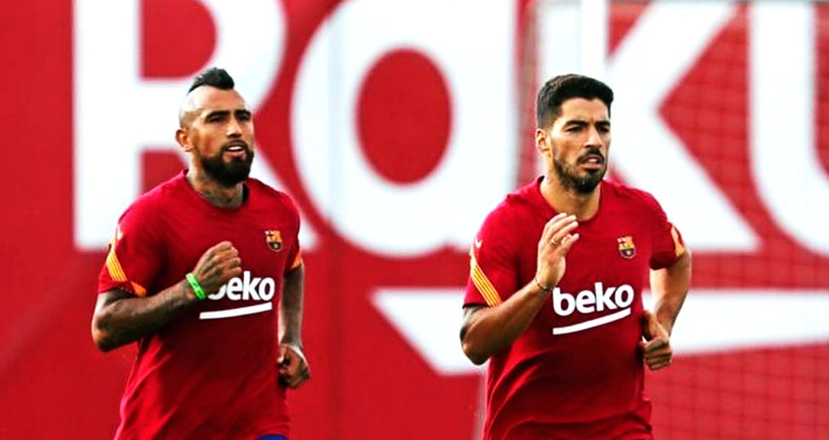 Arturo Vidal y Luis Suárez en una imagen de archivo / FCB