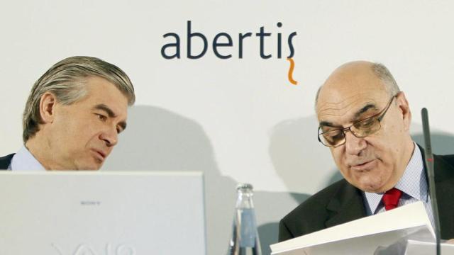 El vicepresidente de Abertis, Francisco Reynés, y  el presidente respectivamente de la compañía, Salvador Alemany en una imagen de archivo / EFE