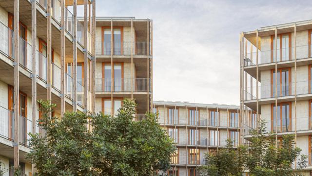 Viviendas de la promoción B2 en Gavà, que han recibido un premio por su sostenibilidad / AMB