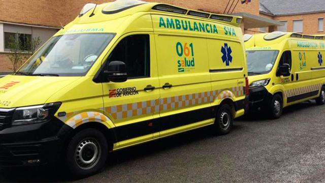 Imagen de una ambulancia de transporte urgente en Aragón / Cedida