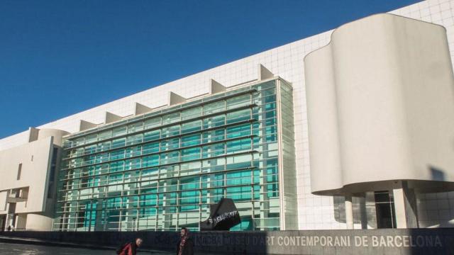 Imagen de la fachada principal del Museo de Arte Contemporáneo de Barcelona (Macba) / EFE