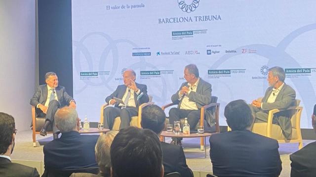 Los presidentes de Agbar y Esade en el Palau Macaya, donde piden transitar hacia un modelo sostenible con colaboración público-privada / CG