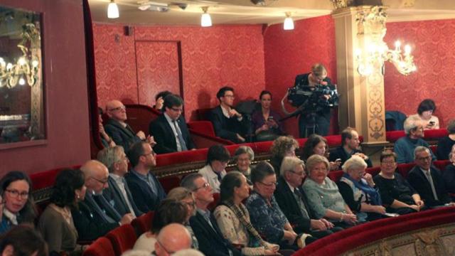 Carles Puigdemont en un palco de la ópera de Gante el miércoles / EFE