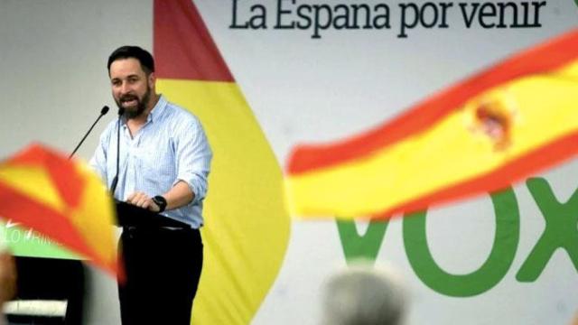 Santiago Abascal, el líder de Vox en un mitin de campaña en Andalucía / EFE