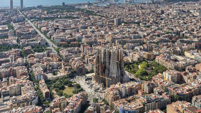 La Basílica de la Sagrada Familia, en Barcelona, vista desde el aire / EP
