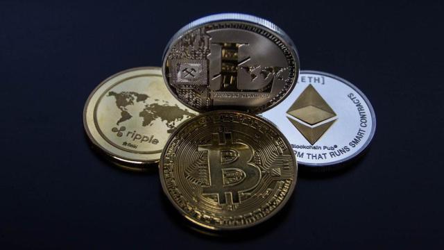 Cuatro criptomonedas. Criptodivisas / PEXELS