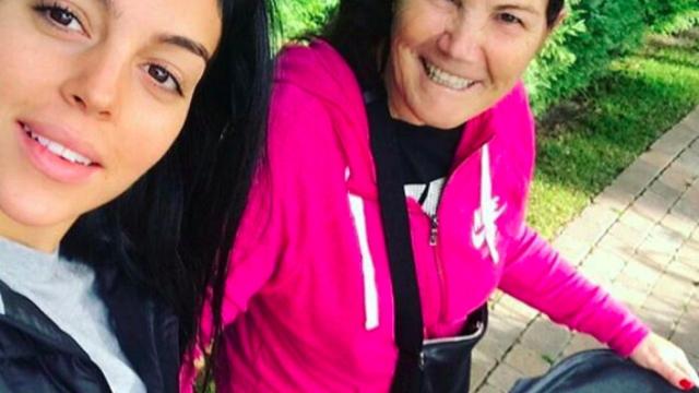 La mama de Cristiano Ronaldo se vuelca con Georgina Rodríguez y su nieta