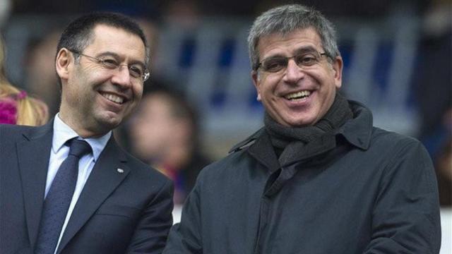 Bartomeu y Mestre en el palco del Camp Nou / EFE