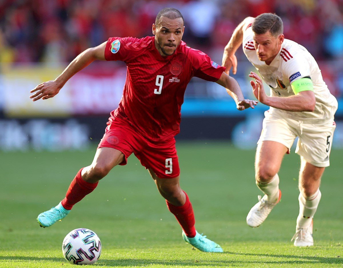 Martin Braithwaite, en una acción durante esta Eurocopa / EFE
