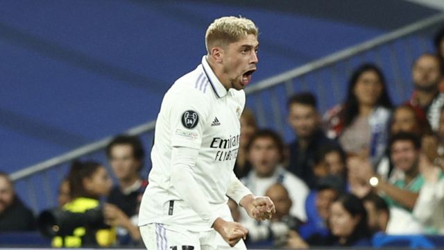 El grito de Fede Valverde, tras anotar un decisivo gol para el Real Madrid en Champions / EFE