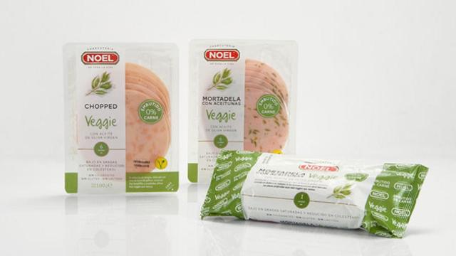 Las variedades de mortadela y chóped de Noel sin carne disponibles en Mercadona. / CG