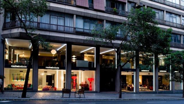 Tienda de Roche Bobois en calle Muntaner / ROCHE BOBOIS