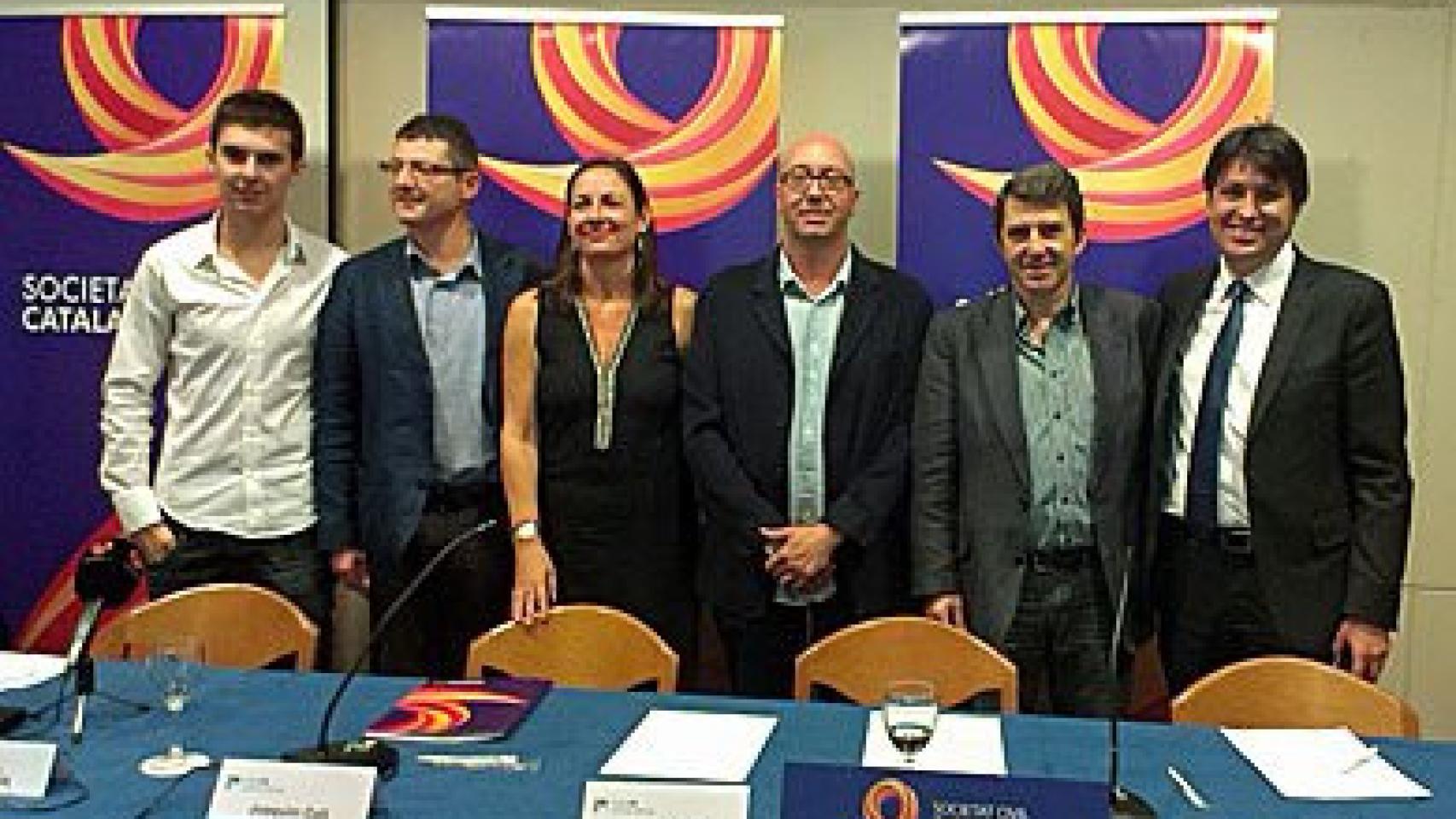 Robert Albiol, Joaquim Coll, Susana Beltrán, Ricard Lleixà, José Domingo y José Rosiñol, durante el acto de presentación de la agrupación de SCC en las Tierras del Ebro