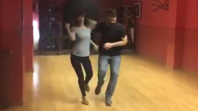 Rufían ha compartido un vídeo en las redes en el que se le ve bailando