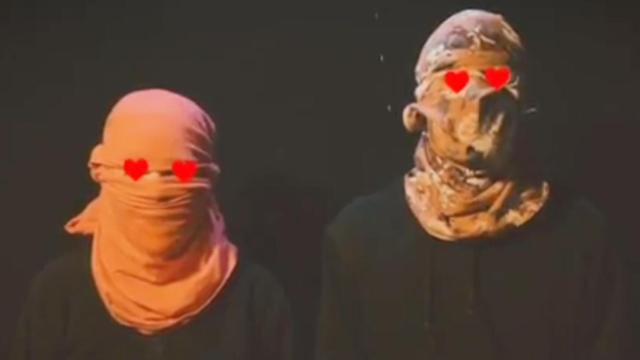 Dos okupas de la Bonanova en el comunicado publicado en las redes sociales este jueves / TWITTER