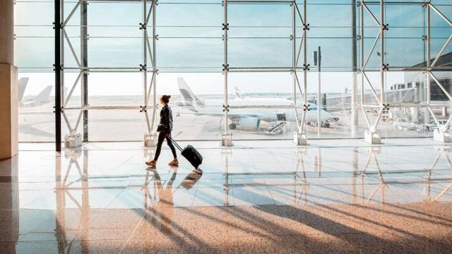Interior del Aeropuerto de El Prat en una imagen de archivo / EUROPA PRESS