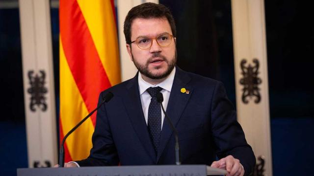 El vicepresidente de la Generalitat, Pere Aragonès, durante su intervención en la presentación de los Presupuestos de la Generalitat de 2020 en la Comisión de Economía del Parlament / EUROPA PRESS