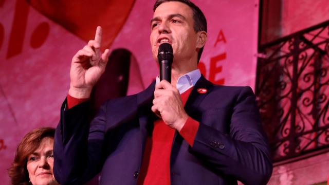 Pedro Sánchez, ante la sede del PSOE, tras conocer los resultados del 10N / EFE