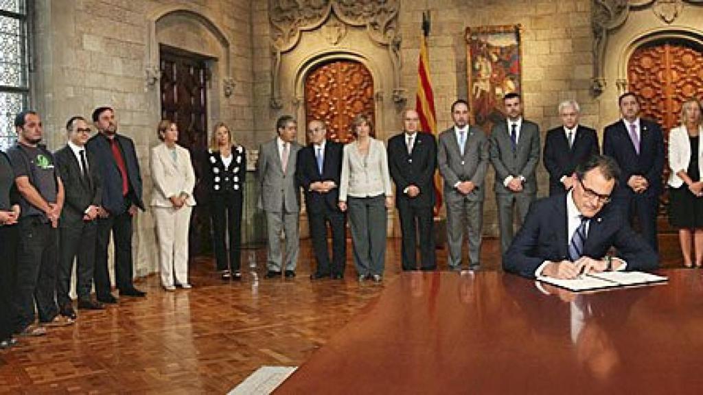 Mas firma el decreto de convocatoria del referéndum independentista para el 9 de noviembre