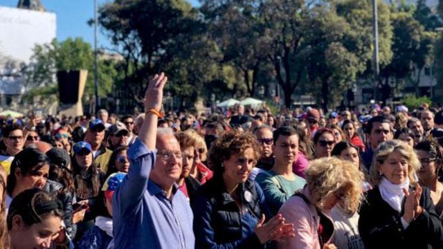 Dolors Montserrat y Josep Bou en la manifestación de Barcelona a favor del levantamiento militar de Guaidó en Venezuela / PP