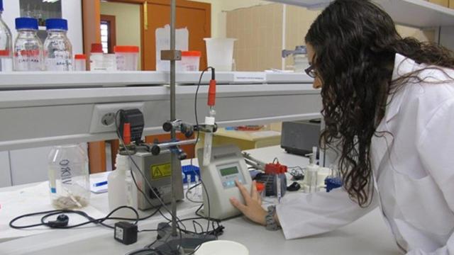 Una estudiante de la Universidad de Granada (UGR), la que más Erasmus acoge y recibe / EP