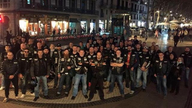 Los policías del Gunfighters MC rinden homenaje a las víctimas del atentado de Las Ramblas / CG