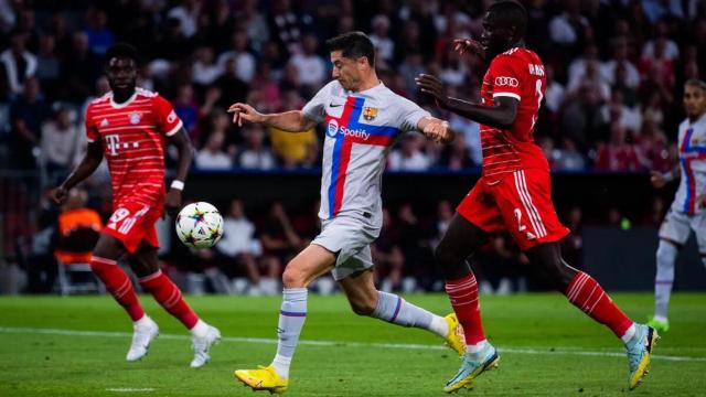 Lewandowski remata a portería en Múnich / EFE