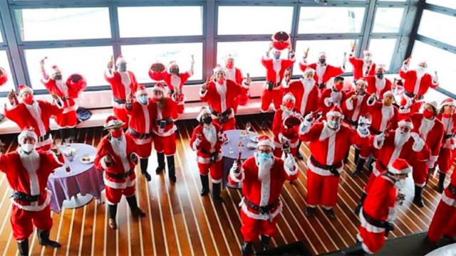 Felicitación navideña de Los Casacas Rojas