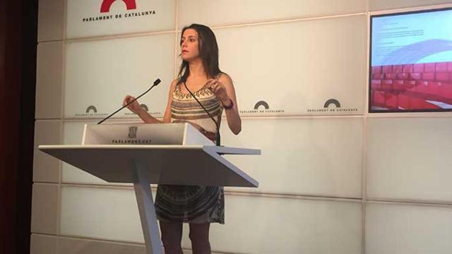 La líder catalana de Ciudadanos, Inés Arrimadas, en el Parlament / CG