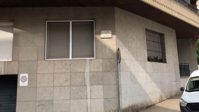 Bajo en el que los Mossos investigan el feminicidio de una mujer embarazada / GERARD MATEO