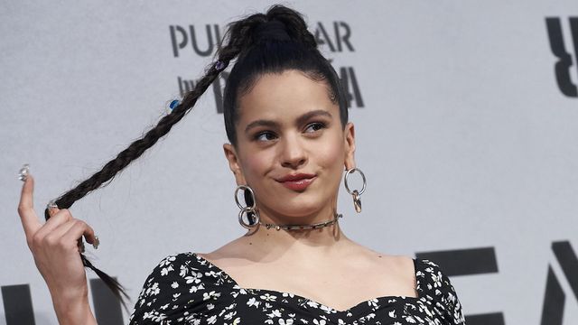 Rosalía estrena una canción en catalán bajo el título con el título 'Milionària' / GTRES