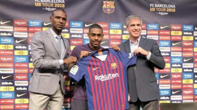 Abidal y Mestres en la presentación de Malcolm / EFE