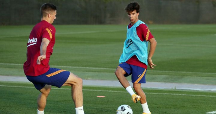 Riqui Puig durante un entrenamiento /FCB