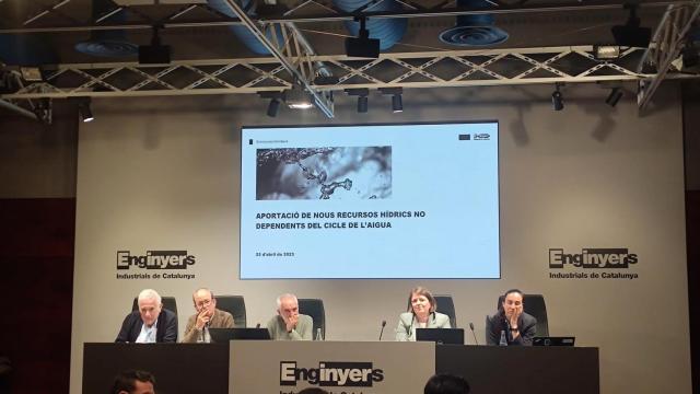 Imagen de la jornada 'Aportación de nuevos recursos hídricos no dependientes del ciclo natural del agua' en la sede de Enginyers Industrials de Catalunya / EUROPA PRESS